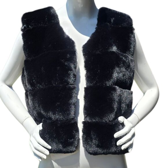 🏷️NWT  -    Black FRENCH KISS Faux Fur Vest sz M  -  NWT🏷️ - Picture 6 of 11